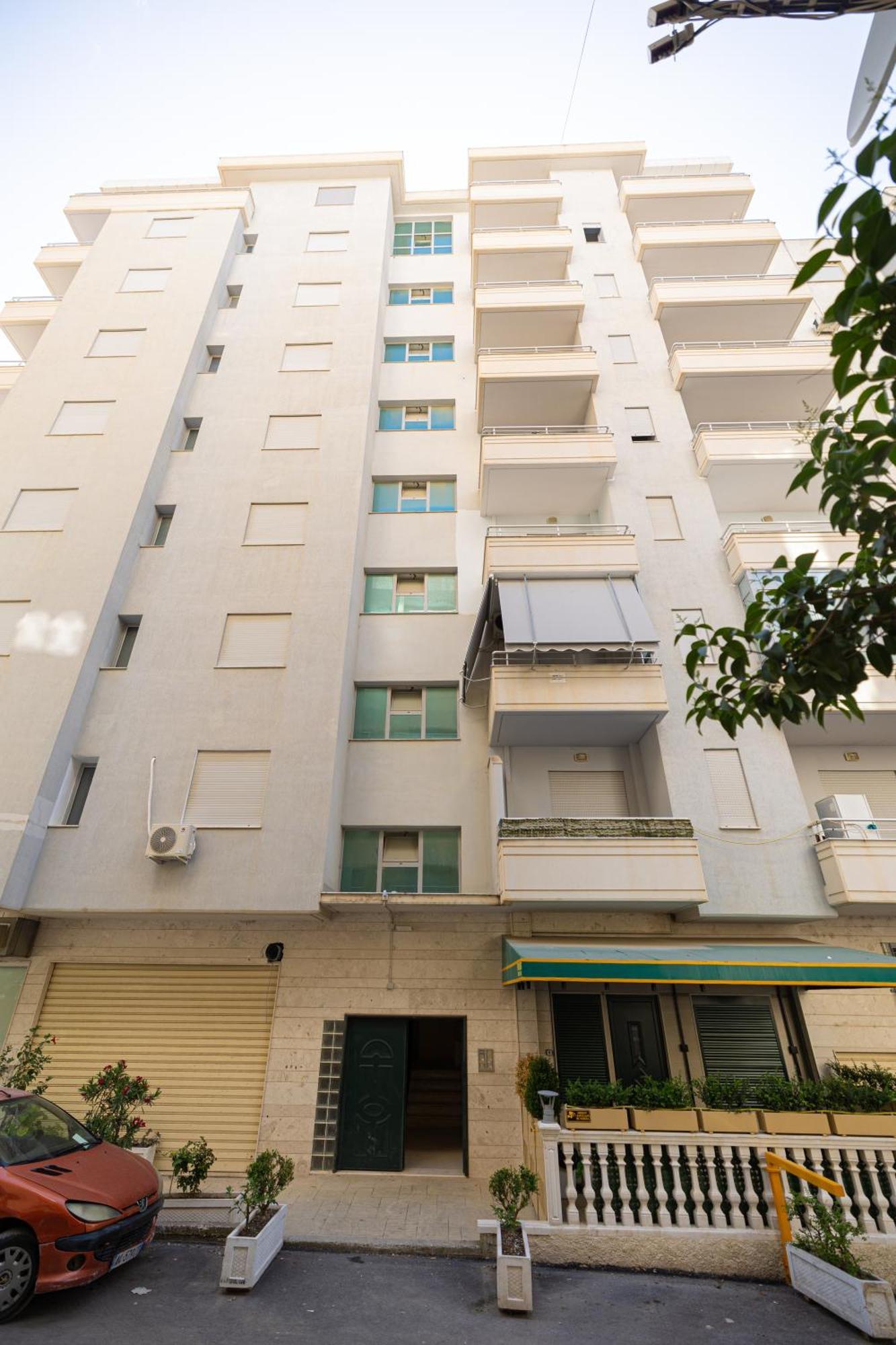 Lucas Apartments Rental Вльора Екстер'єр фото