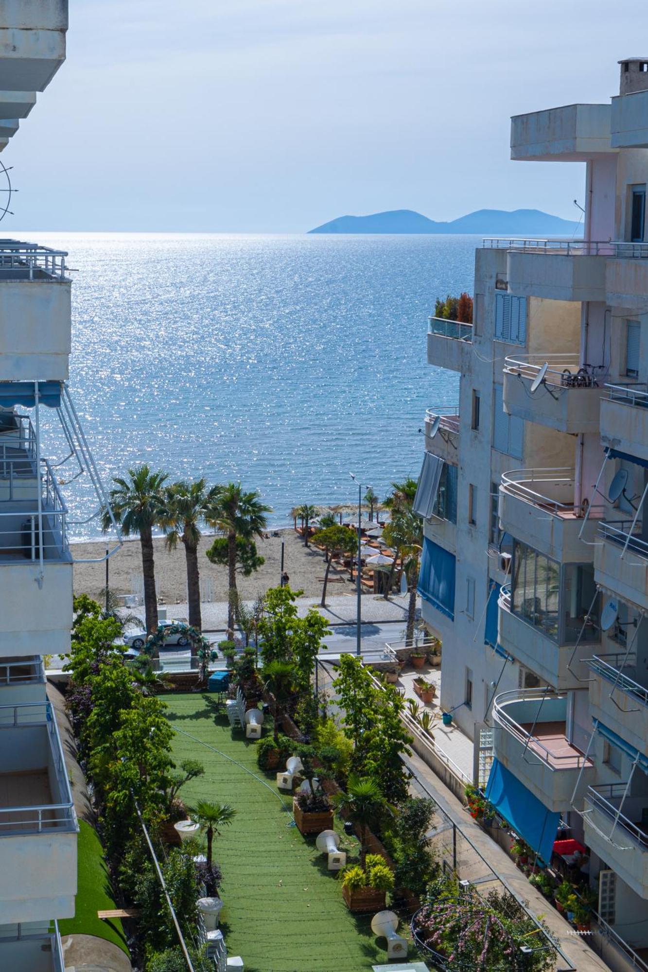 Lucas Apartments Rental Вльора Екстер'єр фото
